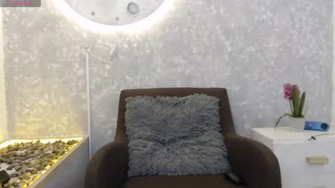dark_dreams0 online show from 2, 7, 2026