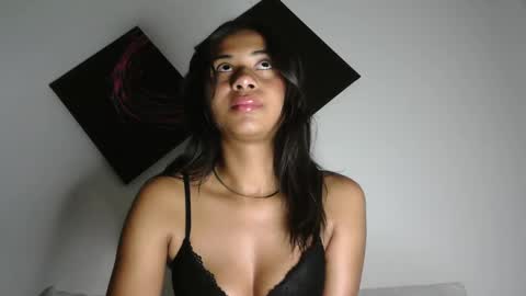 Sofia online show from 5, 11, 2025