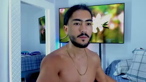Hey im David that loves to explore and speak their fantasies. Very open talktative and nice. Feel free to chat with me online show from 20, 6, 2026