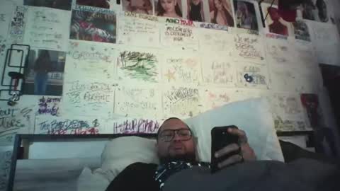 Snapshot of dbeamon92 chatting on 8, 6, 2026 dbeamon92 online show from 8, 6, 2026