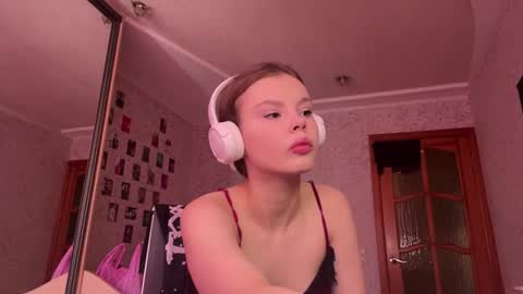 Dee online show from 22, 6, 2026