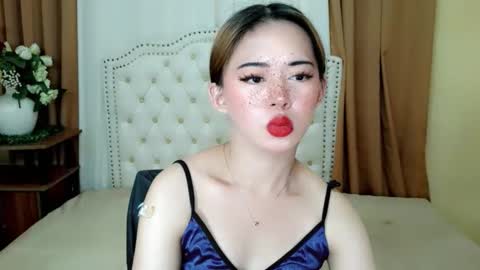 Snapshot of deliciously_sophie chatting on 30, 4, 2026 Sophie online show from 30, 4, 2026