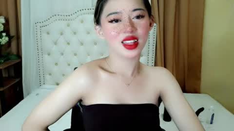Snapshot of deliciously_sophie chatting on 20, 6, 2026 Sophie online show from 20, 6, 2026