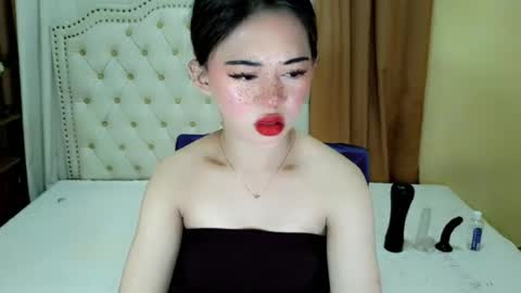 Snapshot of deliciously_sophie chatting on 8, 7, 2026 Sophie online show from 8, 7, 2026