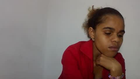 delphine online show from 10, 6, 2026