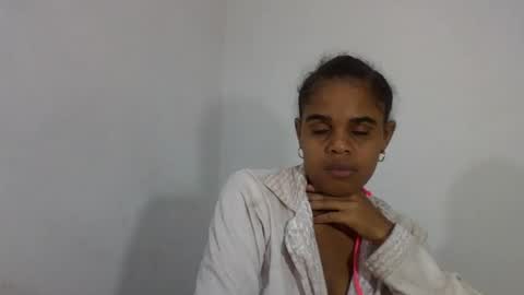 delphine online show from 20, 6, 2026