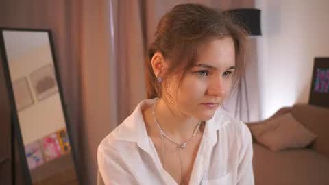 Hi my name is Sari nice to see you in my Room online show from 3, 7, 2026