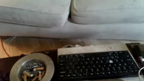 Snapshot of demuswatch chatting on 10, 6, 2026 demus and Abby online show from 10, 6, 2026