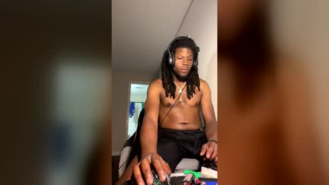 deucear30 online show from 20, 6, 2026