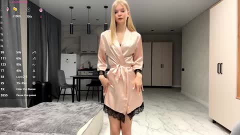 dewdropdoll online show from 5, 6, 2026
