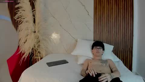 diana_santhy online show from 10, 6, 2026