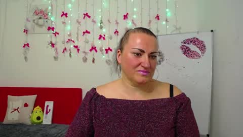 Snapshot of dianamgg chatting on 7, 4, 2026 Diana online show from 7, 4, 2026
