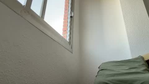 Im Julian  all cum shot videos here    online show from 18, 6, 2026