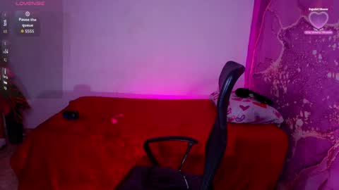 diiosa_latina online show from 4, 6, 2026