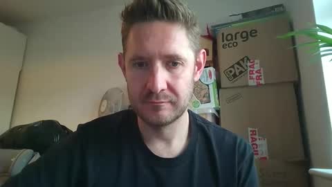 Exhibitionist Ben online show from 8, 6, 2026