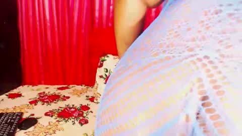 divinebooty93 online show from 10, 6, 2026