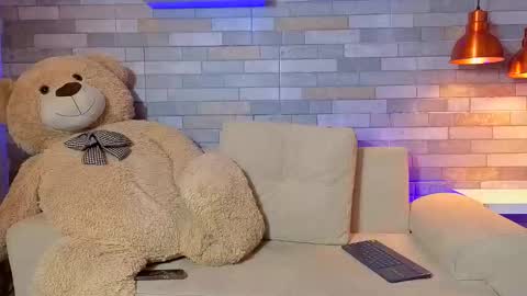 DixyPalmer online show from 8, 6, 2026