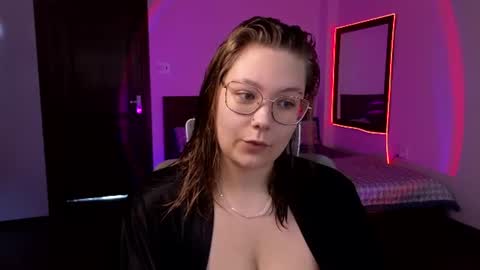 Jenia online show from 17, 6, 2026