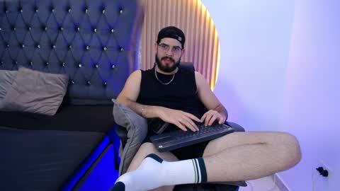 domboy  online show from 4, 5, 2026