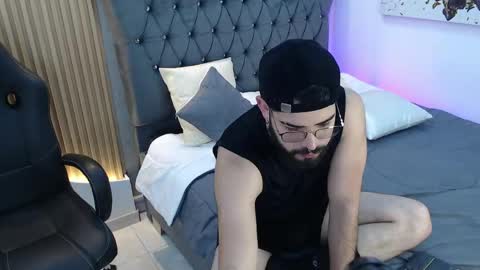 domboy  online show from 21, 5, 2026