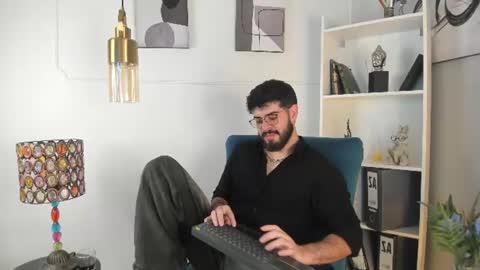 domboy  online show from 14, 6, 2026