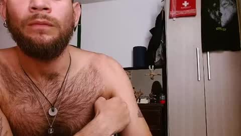 Logan - INDEPENDET MODEL online show from 8, 6, 2026