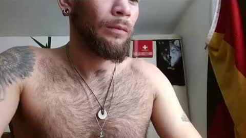Logan - INDEPENDET MODEL online show from 19, 6, 2026