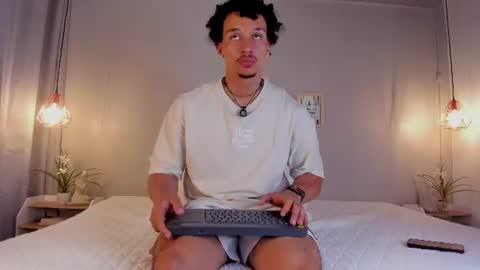 Snapshot of dominik_drake chatting on 11, 6, 2026 Dominik Drake online show from 11, 6, 2026