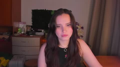 Dora Charmer online show from 5, 7, 2026