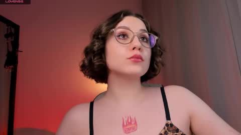 Snapshot of doublee_trouble chatting on 24, 2, 2025 Eva ana Liza online show from 24, 2, 2025