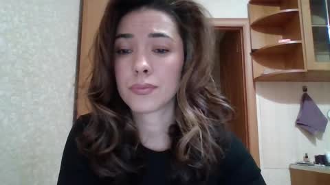dream_petal_ online show from 13, 5, 2026