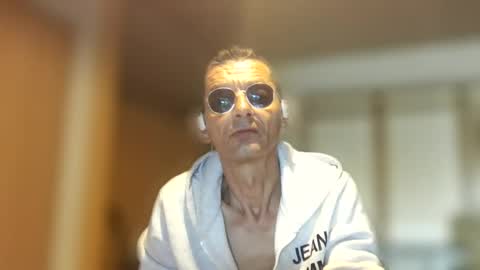 Snapshot of dreambob chatting on 4, 6, 2026 Dreambob online show from 4, 6, 2026