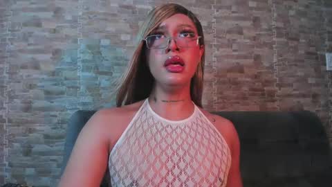 dreams_chloe online show from 7, 6, 2026