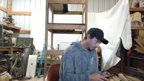Inexperienced catfish online show from 16, 6, 2026
