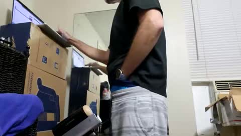 Snapshot of drmbigg chatting on 25, 5, 2026 Hello Hope you enjoy what you see. I love attention in dirty talk and tips thickcock edging precum dirtyTalk C2C online show from 25, 5, 2026