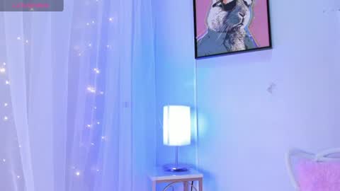 dulce__fiore07 online show from 18, 6, 2026