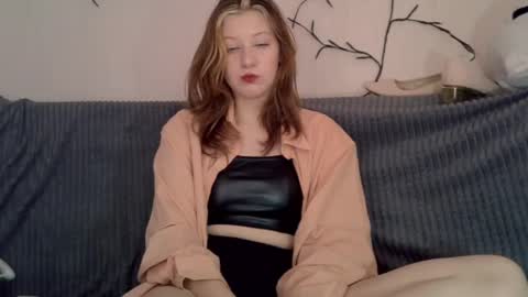 Lily online show from 2, 5, 2026