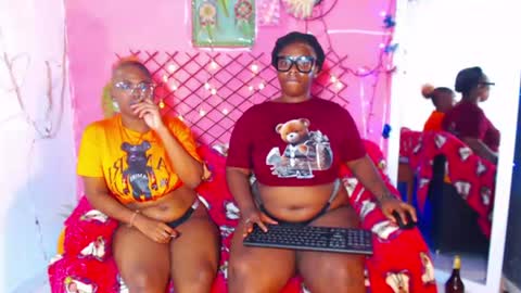 chayna smith online show from 18, 6, 2026