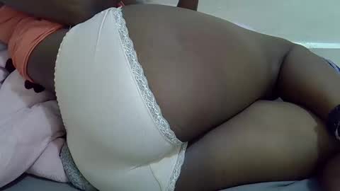 ebony_cuttey30 online show from 6, 6, 2026