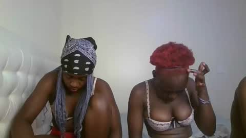 melons online show from 10, 11, 2025