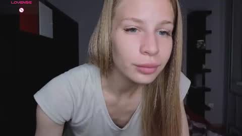 please read my bio there is information about private shows and about my personality online show from 21, 6, 2026