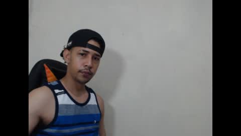 Instagram BelowAbajo online show from 16, 6, 2026