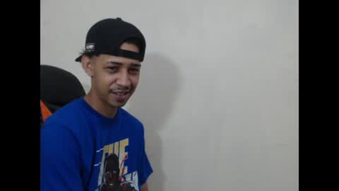 Instagram BelowAbajo online show from 24, 6, 2026