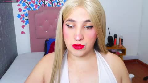 elektra_doll online show from 7, 6, 2026
