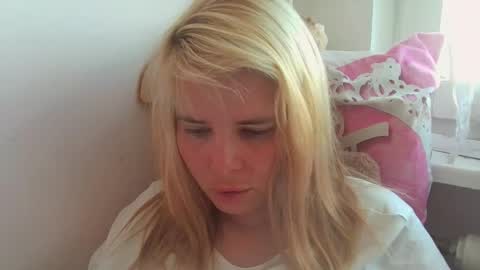 Elena online show from 8, 6, 2026