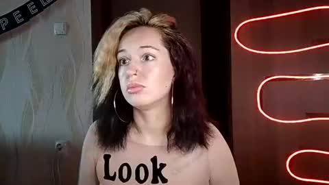 elianafox_ online show from 9, 7, 2026