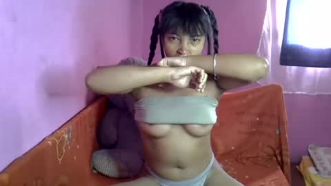 Snapshot of elisah01 chatting on 19, 6, 2026 elisah01 online show from 19, 6, 2026