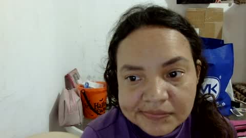 Elizabeth Martinez  online show from 18, 6, 2026