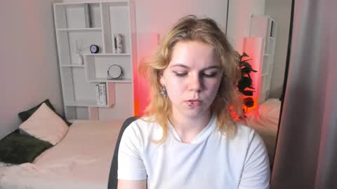 Snapshot of elizabethvane chatting on 6, 6, 2026 Elizabeth online show from 6, 6, 2026