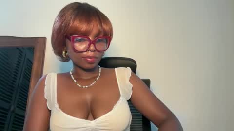 Ella online show from 3, 6, 2026